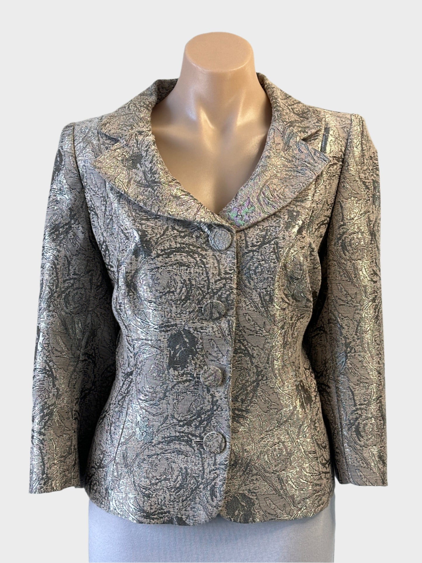 Designer Anthea Crawford grey and silver jacquard metallic single breasted jacket with covered buttons for office or special events wear.