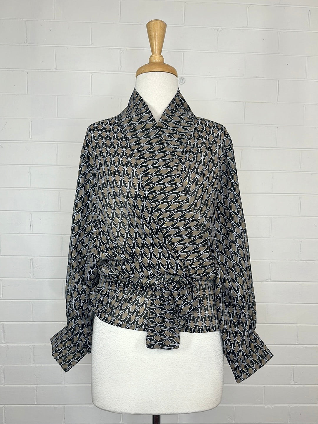 Talisman | top | size 12 | wrap front