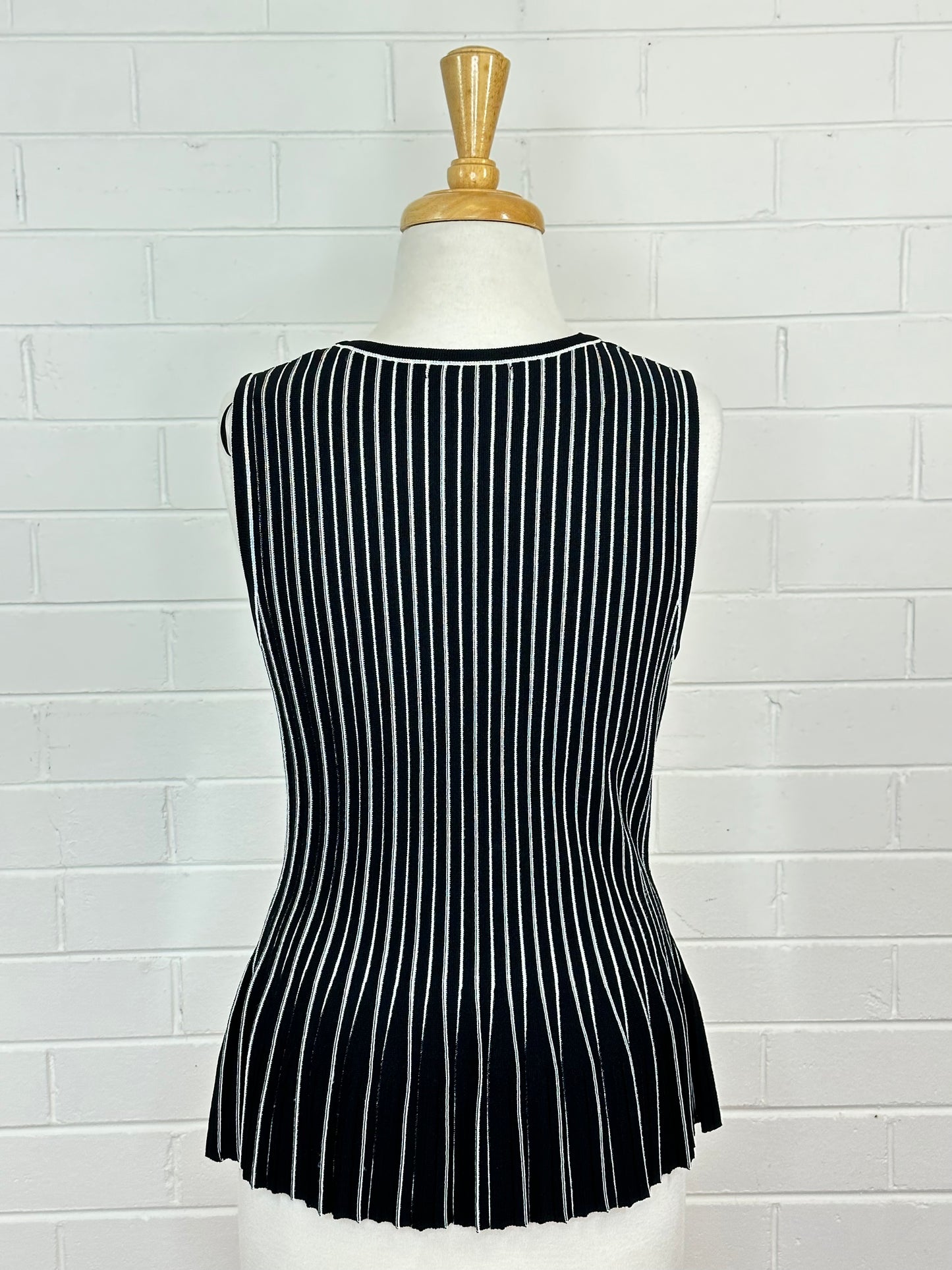 Portmans | top | size 12 | sleeveless