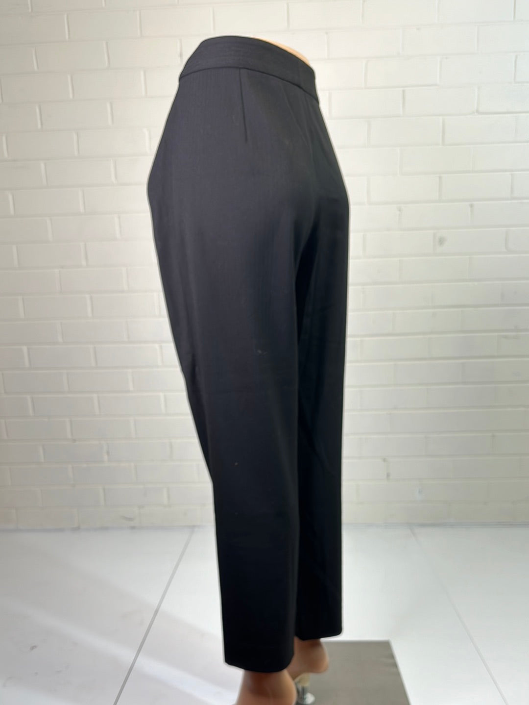 Carla Zampatti | pants | size 10 | tapered leg | made in Australia 🇦🇺