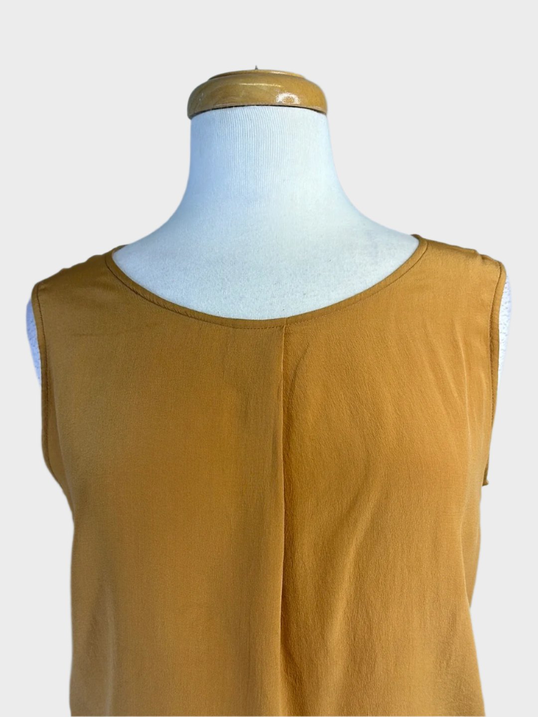 Edward Kazas | vintage 90's | top | size 10 | sleeveless | 100% silk