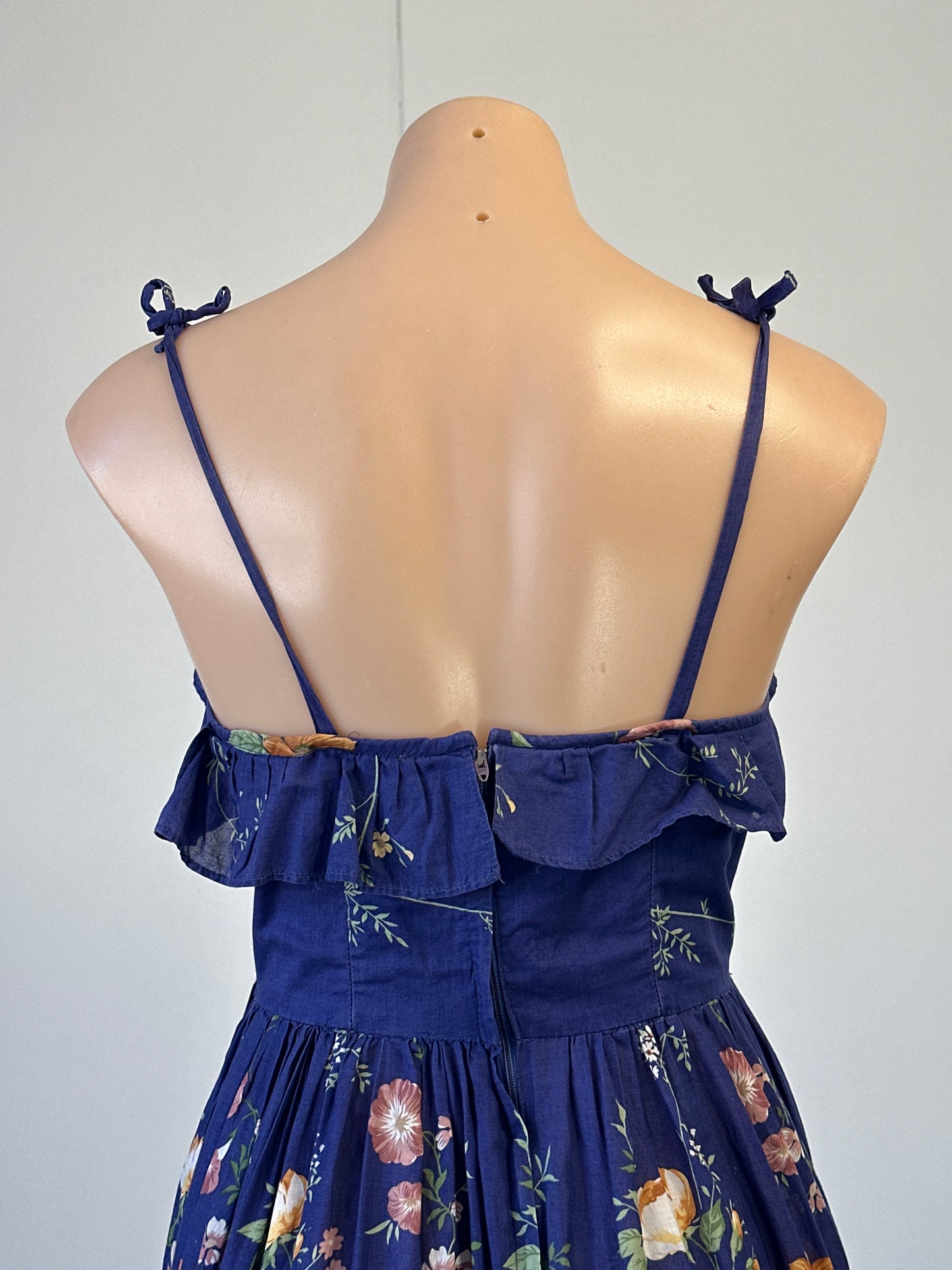 Paul Collins | vintage 70’s | dress | size 10 | midi length