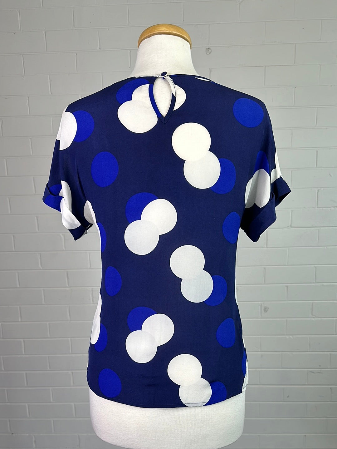 David Lawrence | top | size 6 | short sleeve | 100% silk