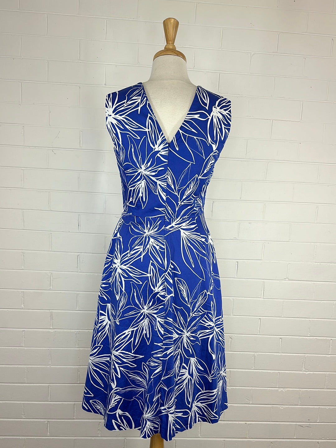 David Lawrence | dress | size 8 | knee length | 100% cotton | new with tags