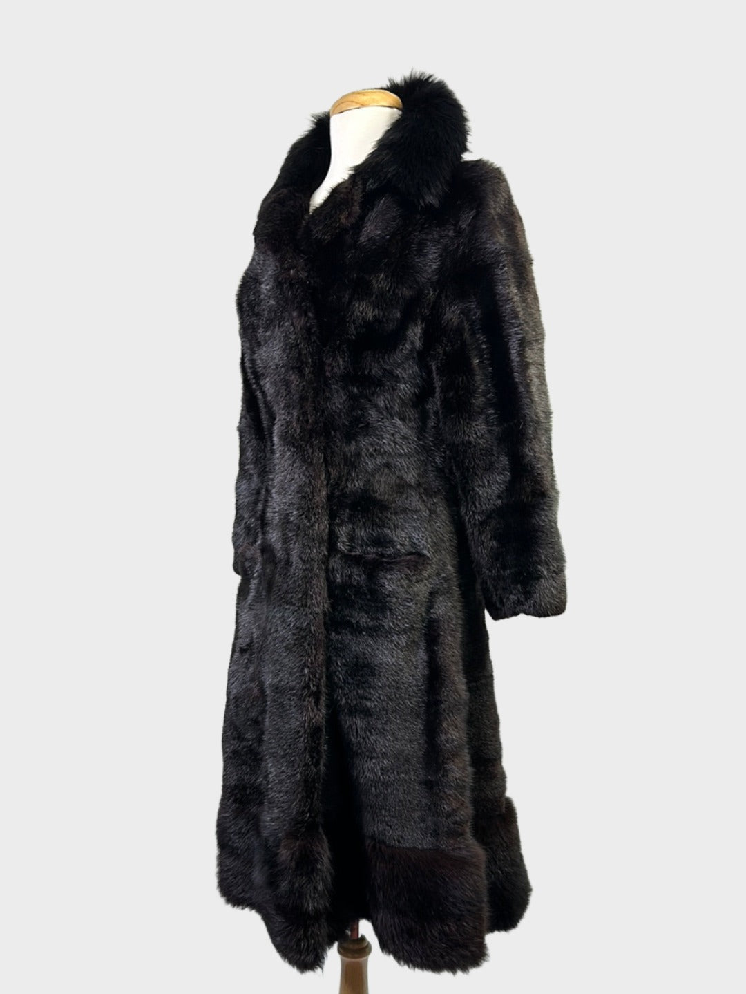 Alexander Furs Sydney | vintage 70's | fur coat | size 8 | single breasted