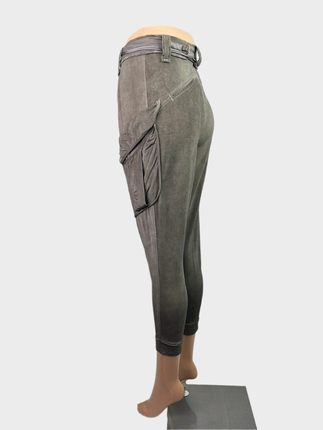 Beate Heymann | Germany | pants | size 10 | tapered leg