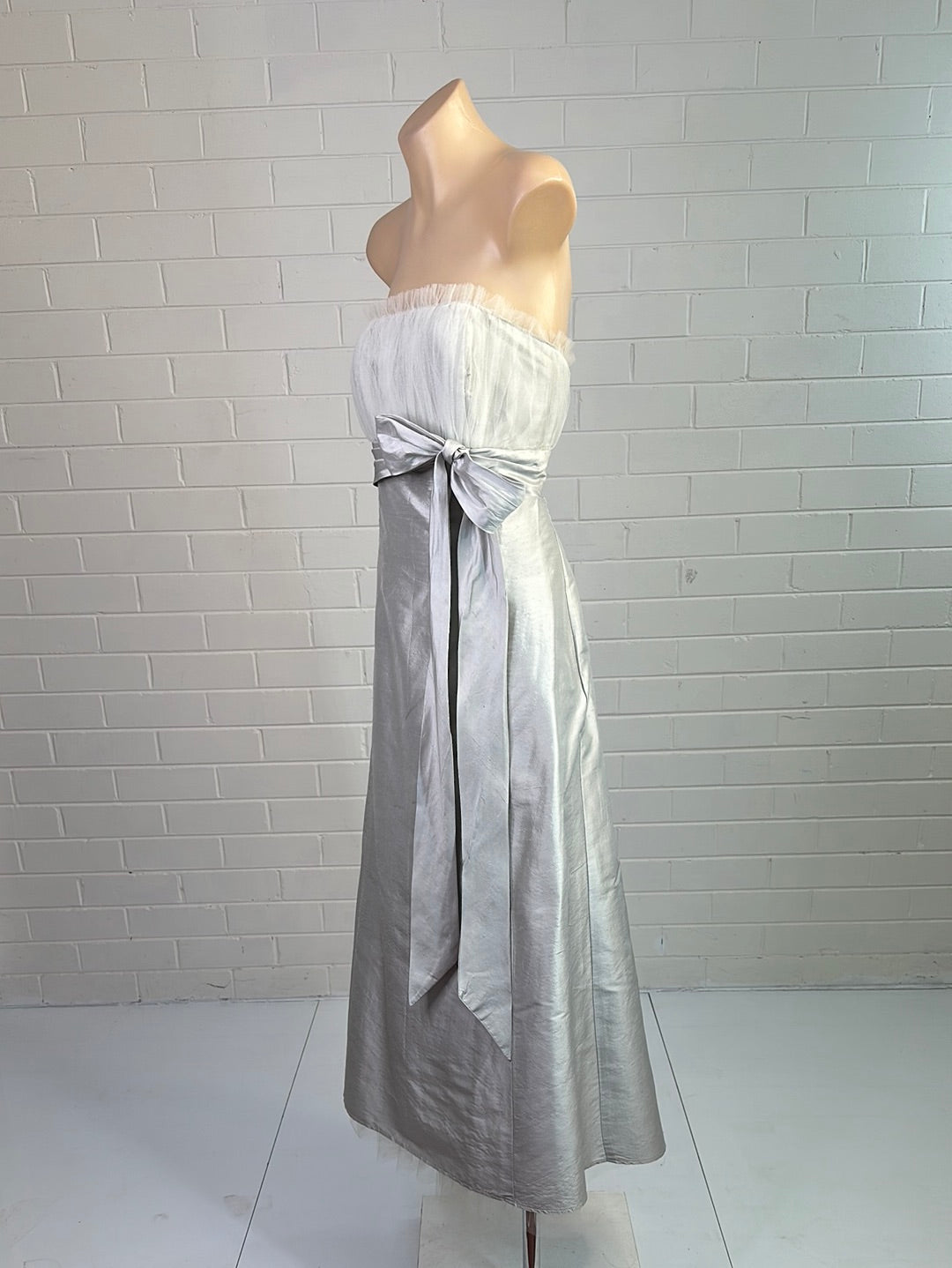 Melbourne Avenue | vintage 70's | gown | size 8 | maxi length