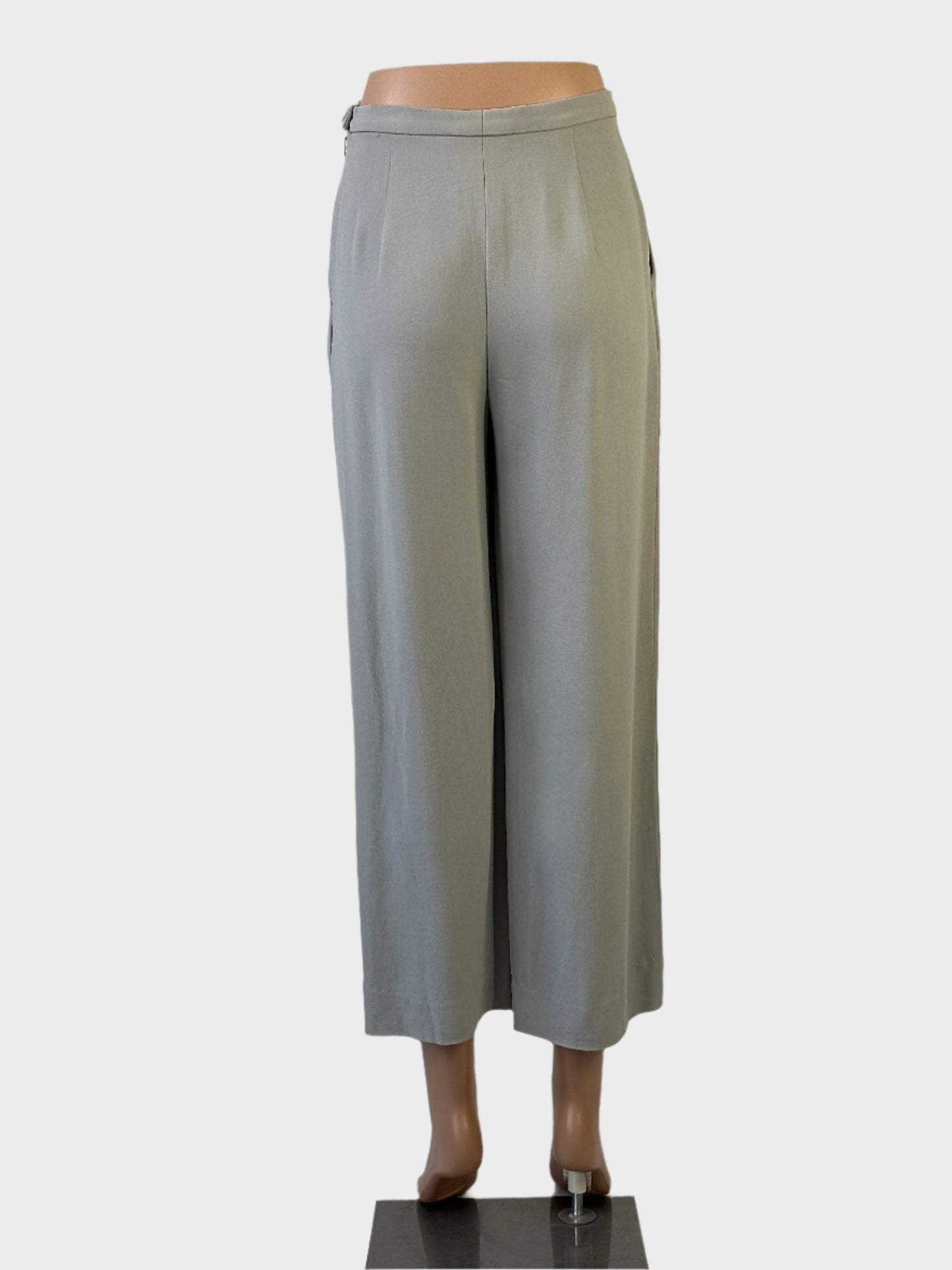 Max Mara | Italy | pants | size 8 | straight leg | made in Italy