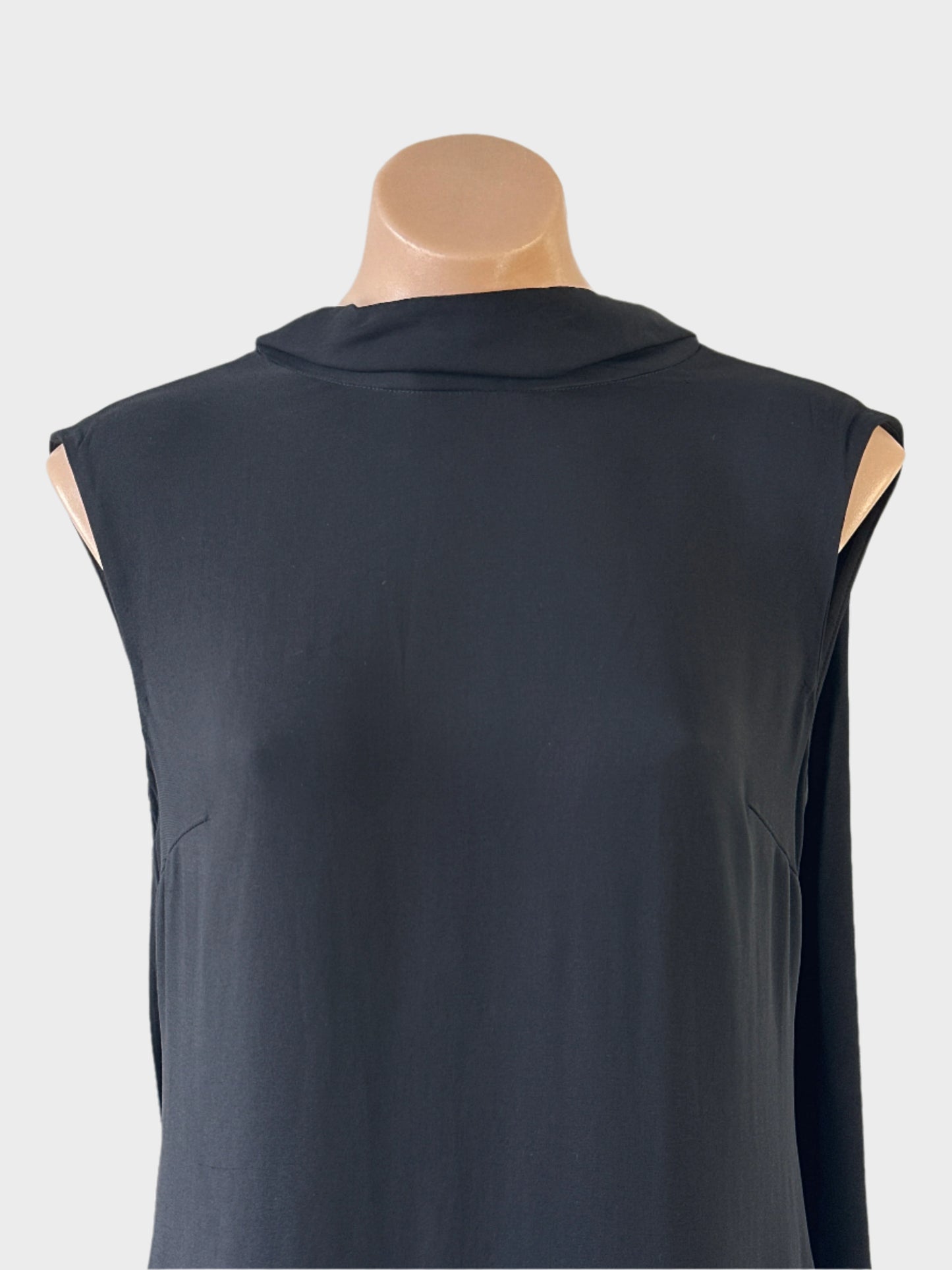 Rachel Gilbert | top | size 8 | sleeveless