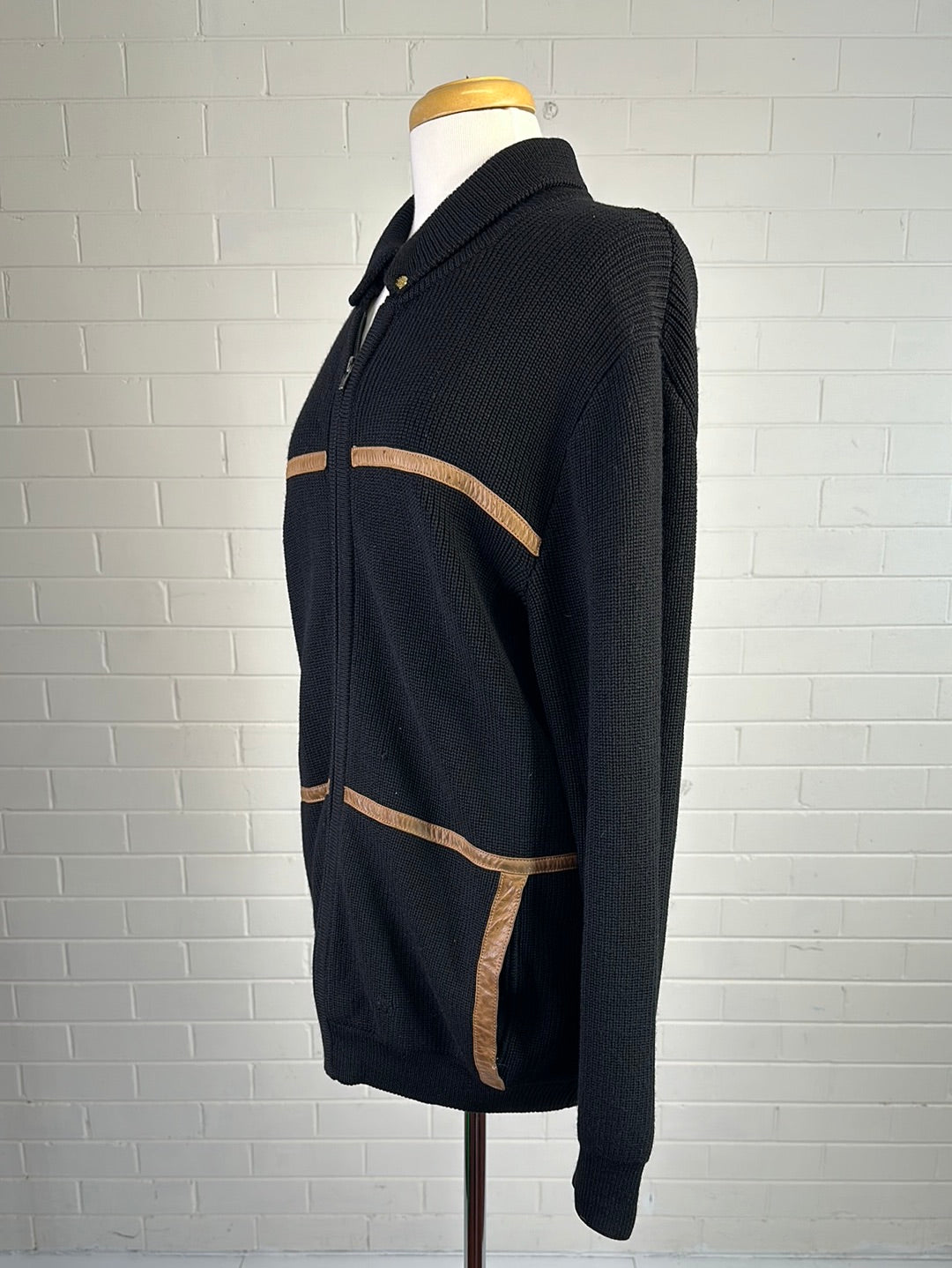 Gucci | Italy | vintage 70's | jacket | size 14 | zip front | 100% wool | made in Italy