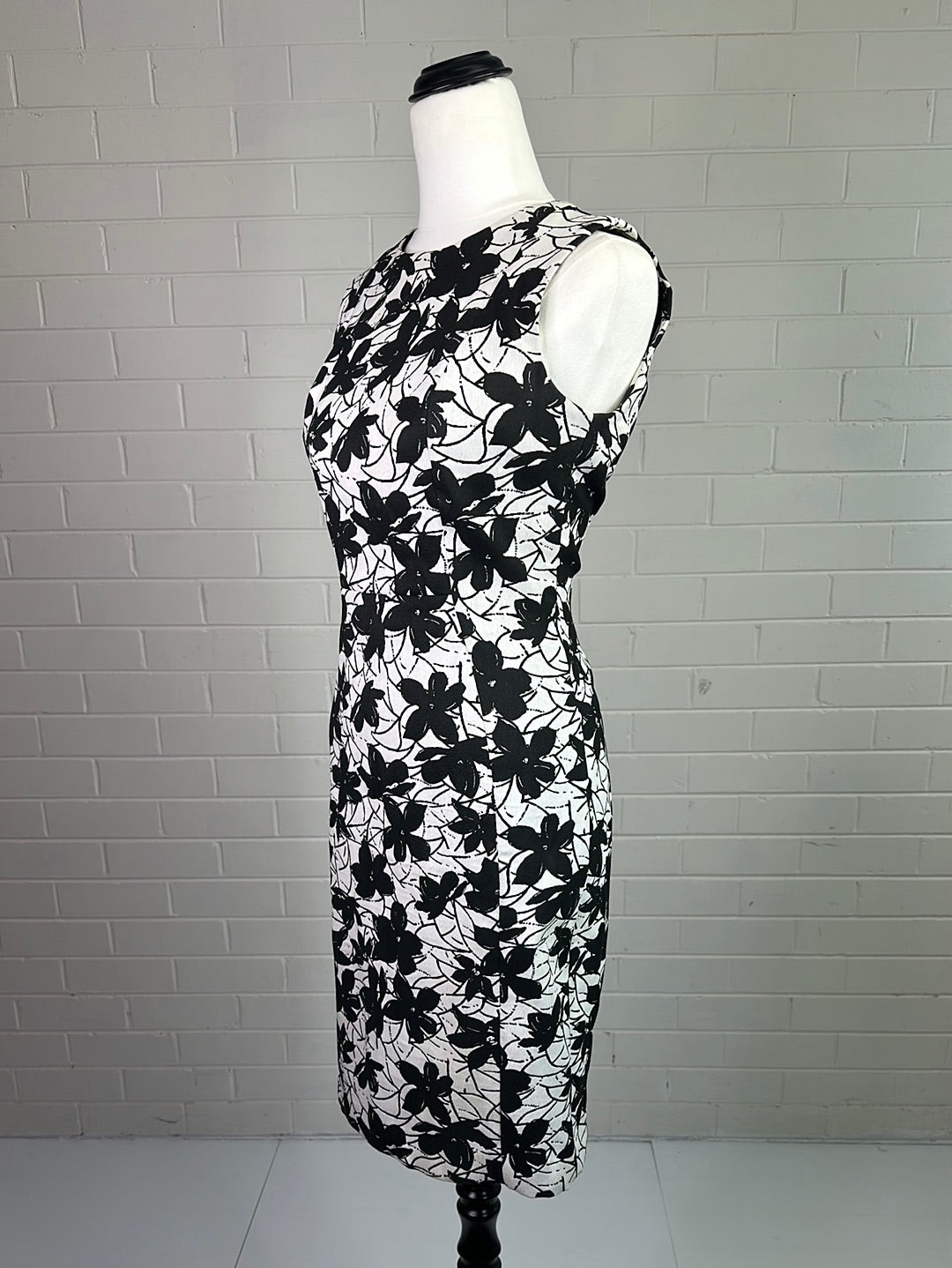 Calvin Klein | US | dress | size 6 | knee length