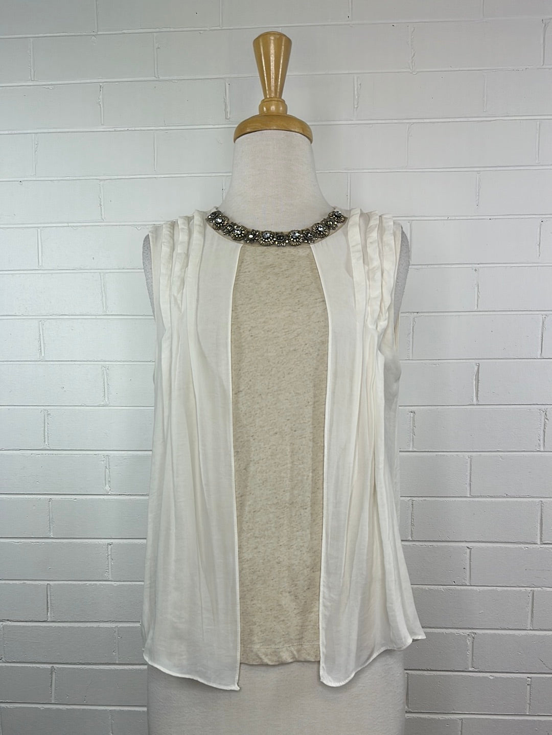 ZARA | top | size 10 | sleeveless