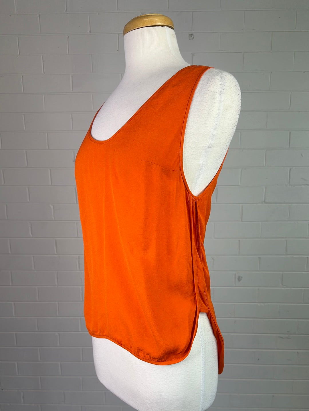 WILLOW | top | size 10 | sleeveless | 100% silk