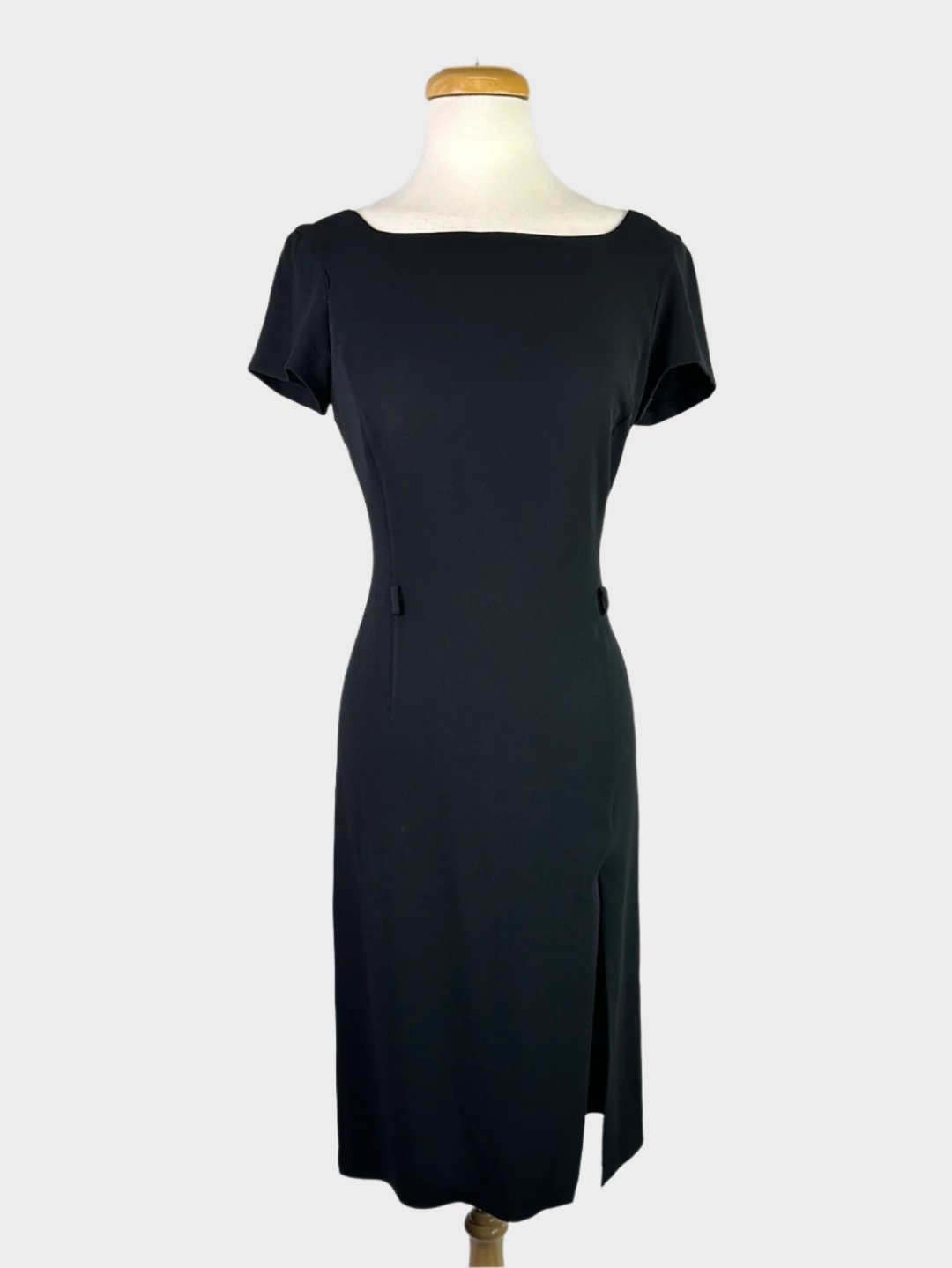 Max Mara | Italy | dress | size 8 | knee length | made in Italy