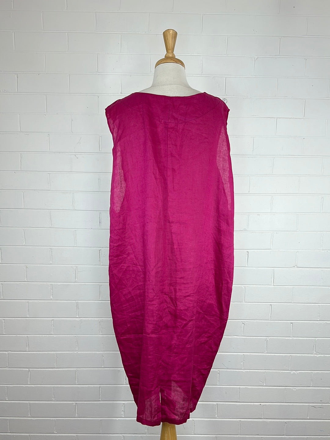 Zephyr | dress | size 18 | mid length | 100% linen