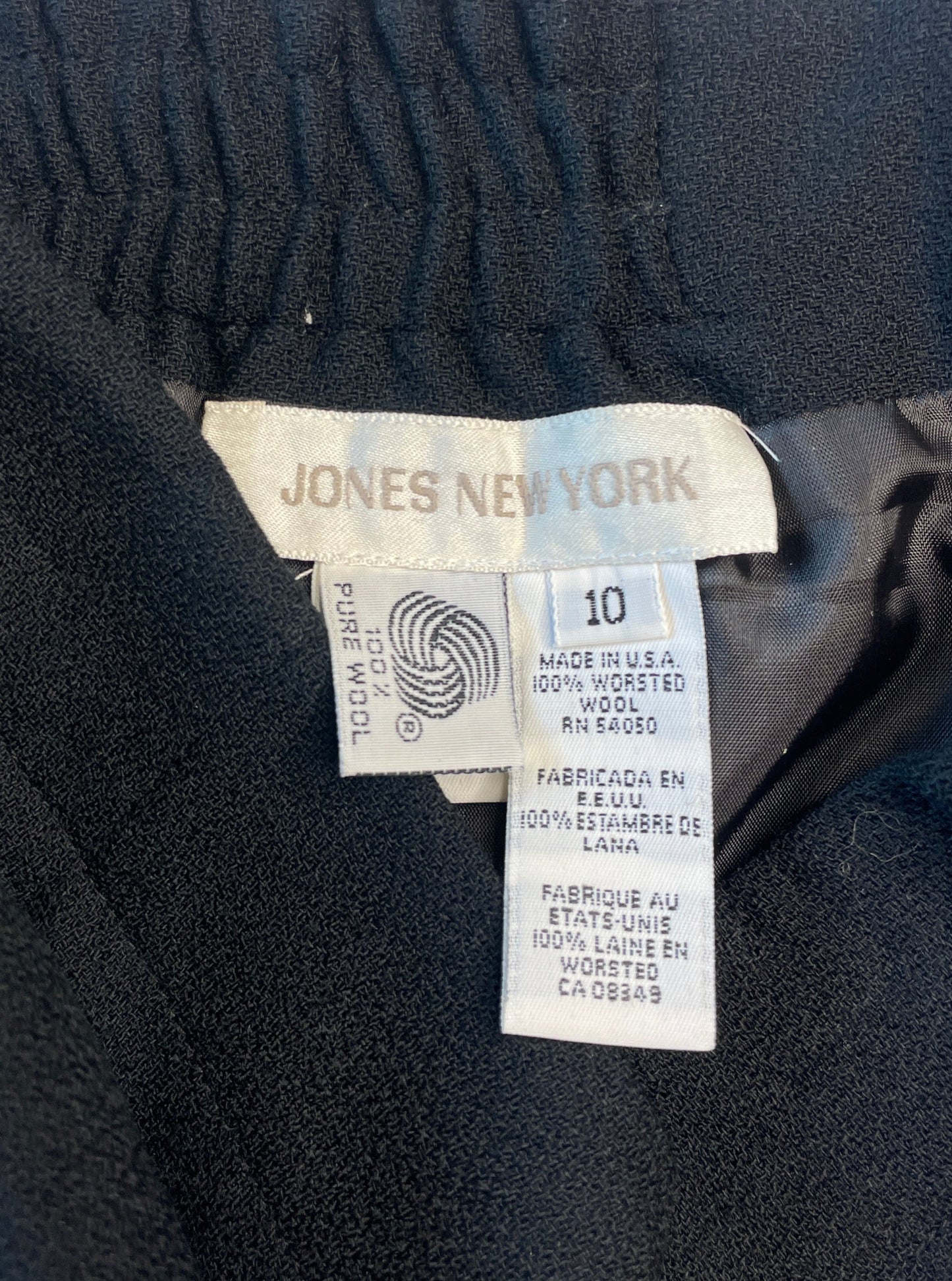 Jones New York | skirt | size 10 | knee length | 100% wool | made in the USA