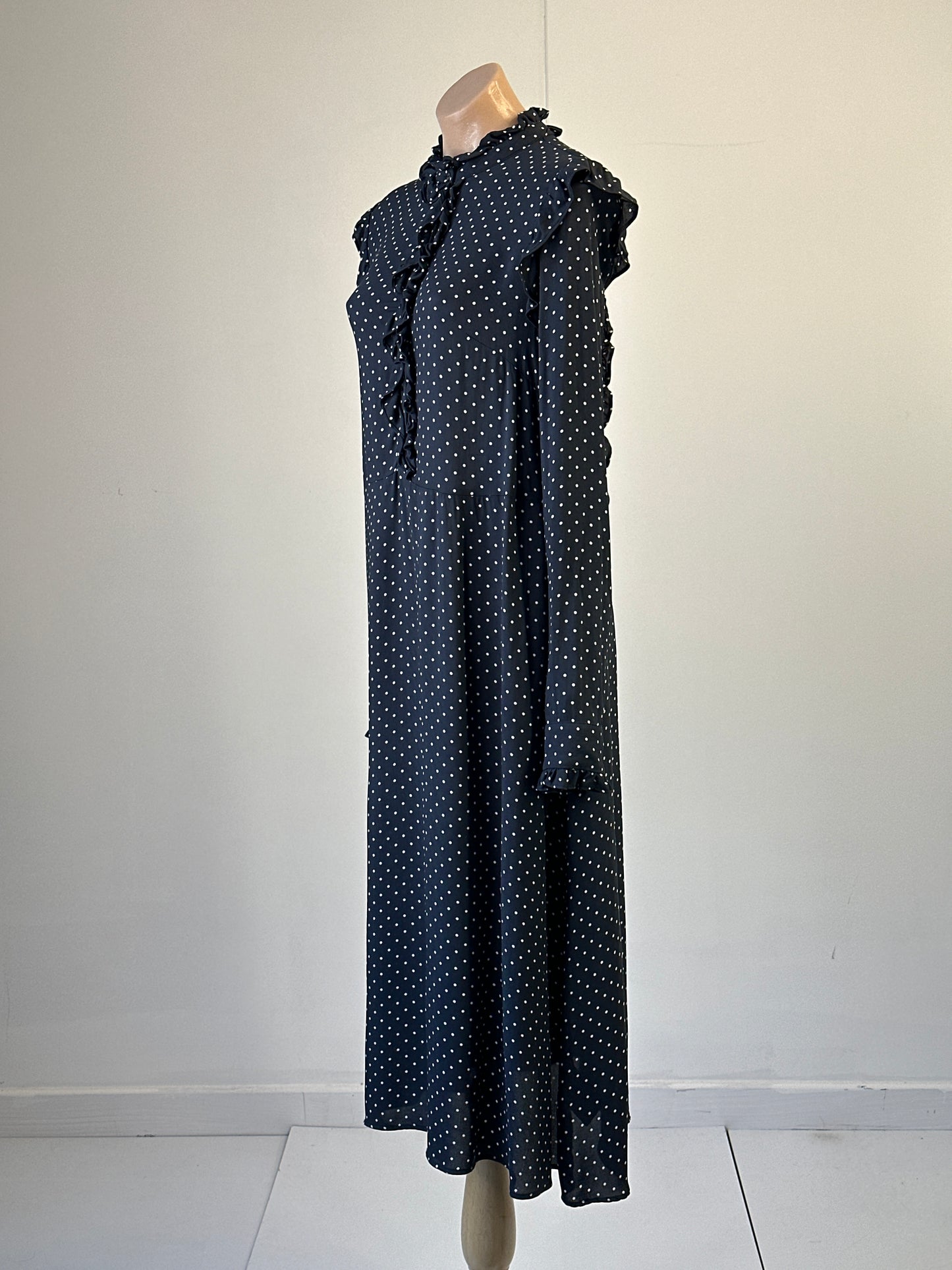 H&M | dress | size 10 | midi length