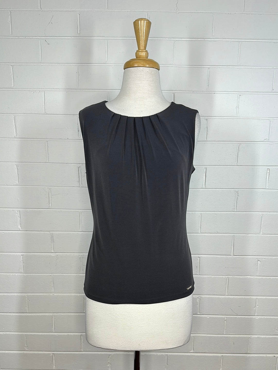 Calvin Klein | US | top | size 8 | sleeveless