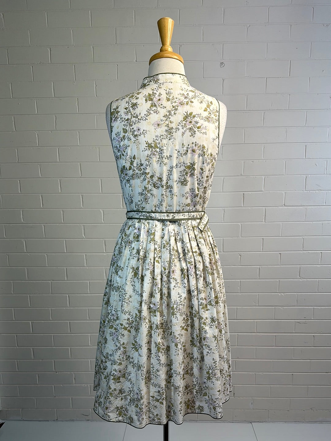 Scanlan Theodore | dress | size 10 | knee length | 100% cotton