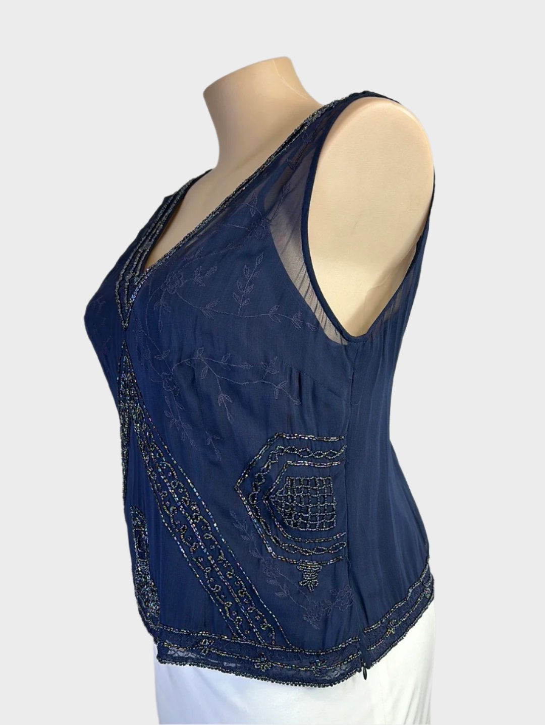 Anthea Crawford  | top | size 18 | sleeveless