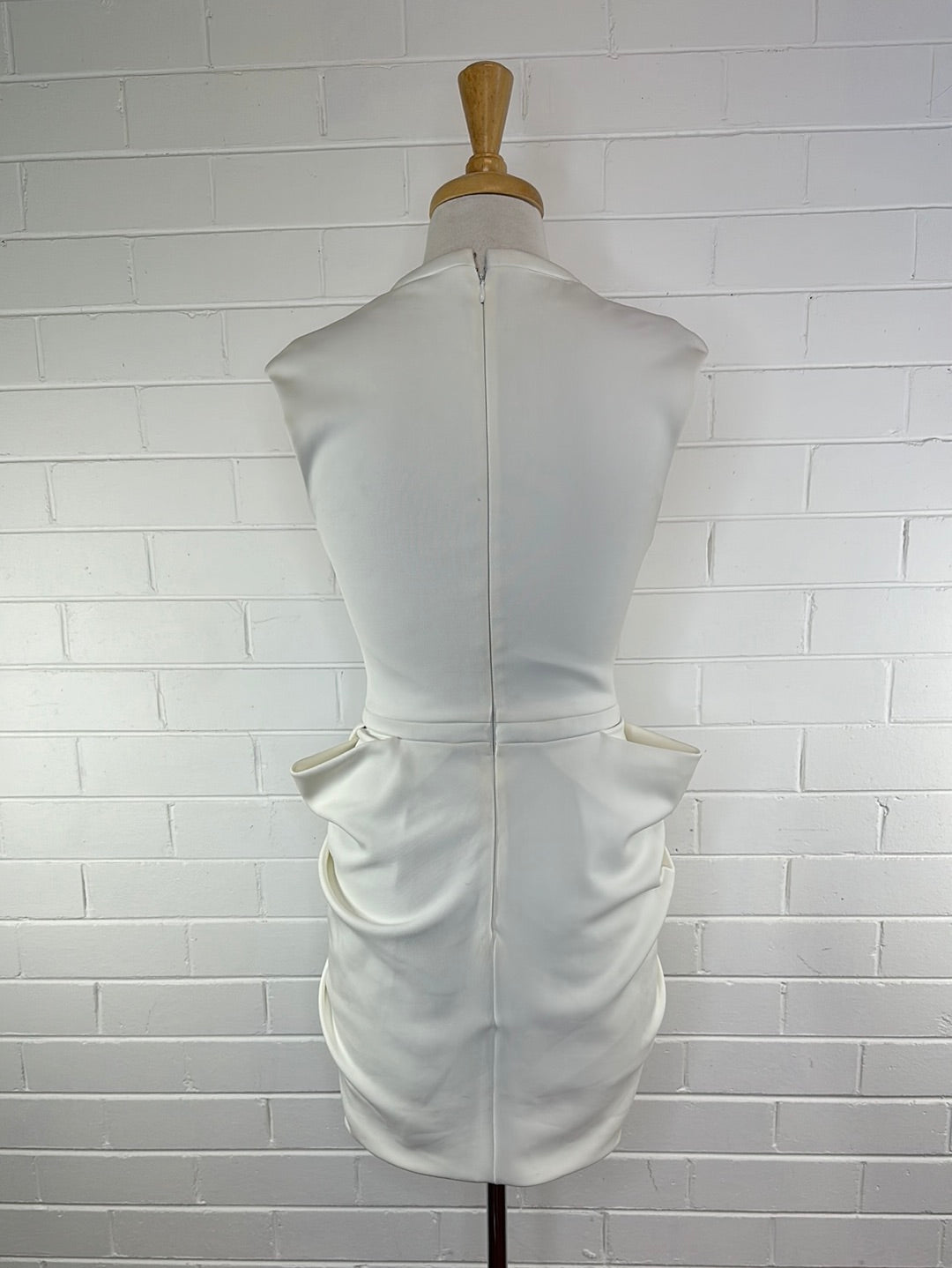 CAMILLA AND MARC | dress | size 6 | knee length