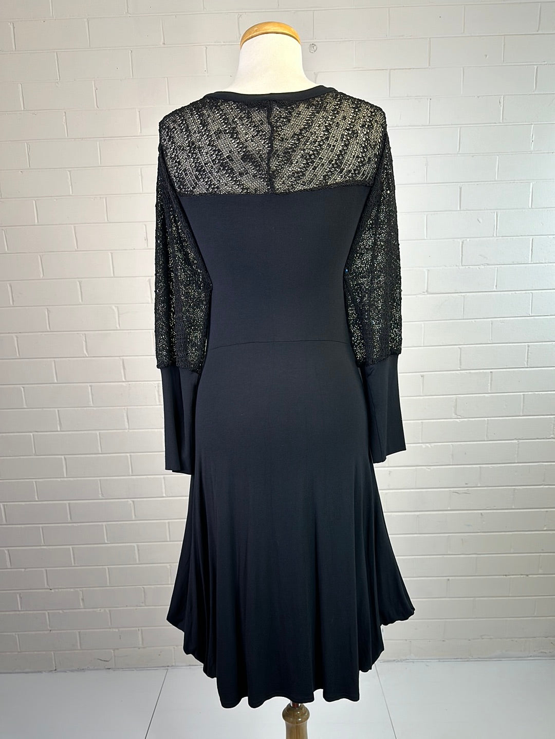 Jennifer Glasgow | Montreal | dress | size 10 | midi length | made in Canada