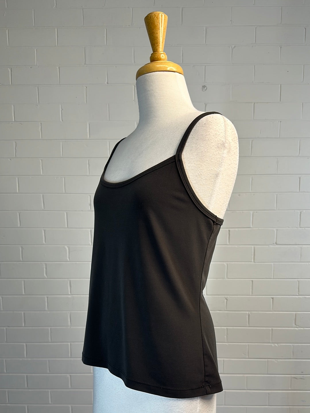 Von Troska | top | size 16 | sleeveless