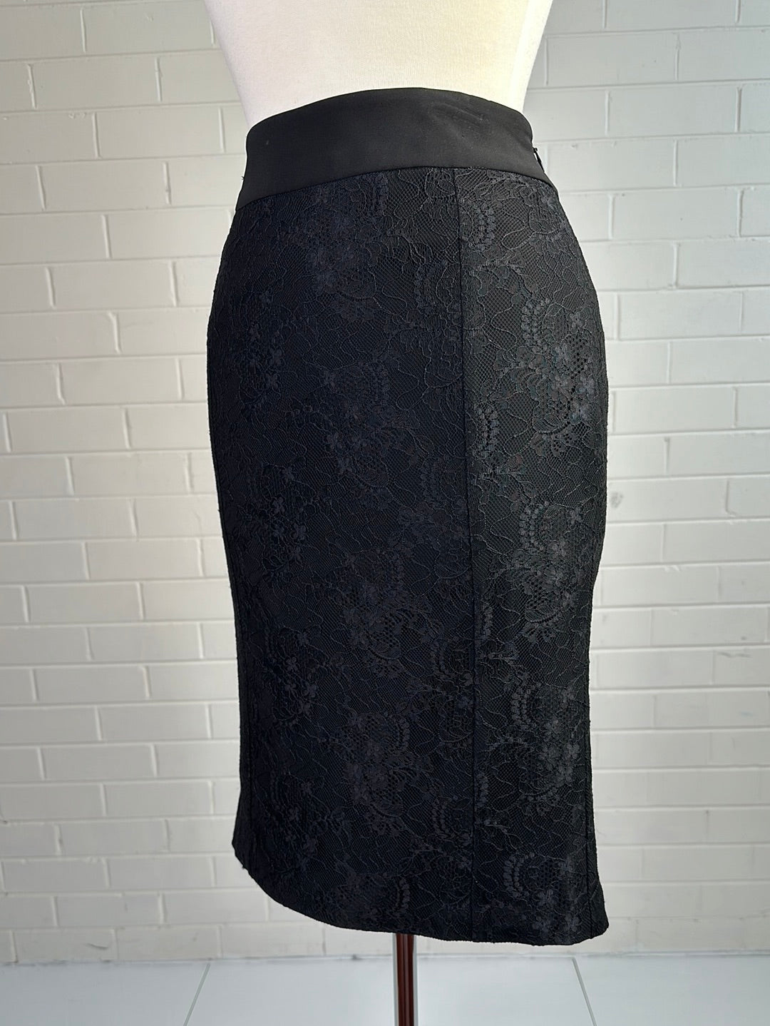 Alannah Hill | skirt | size 8 | knee length