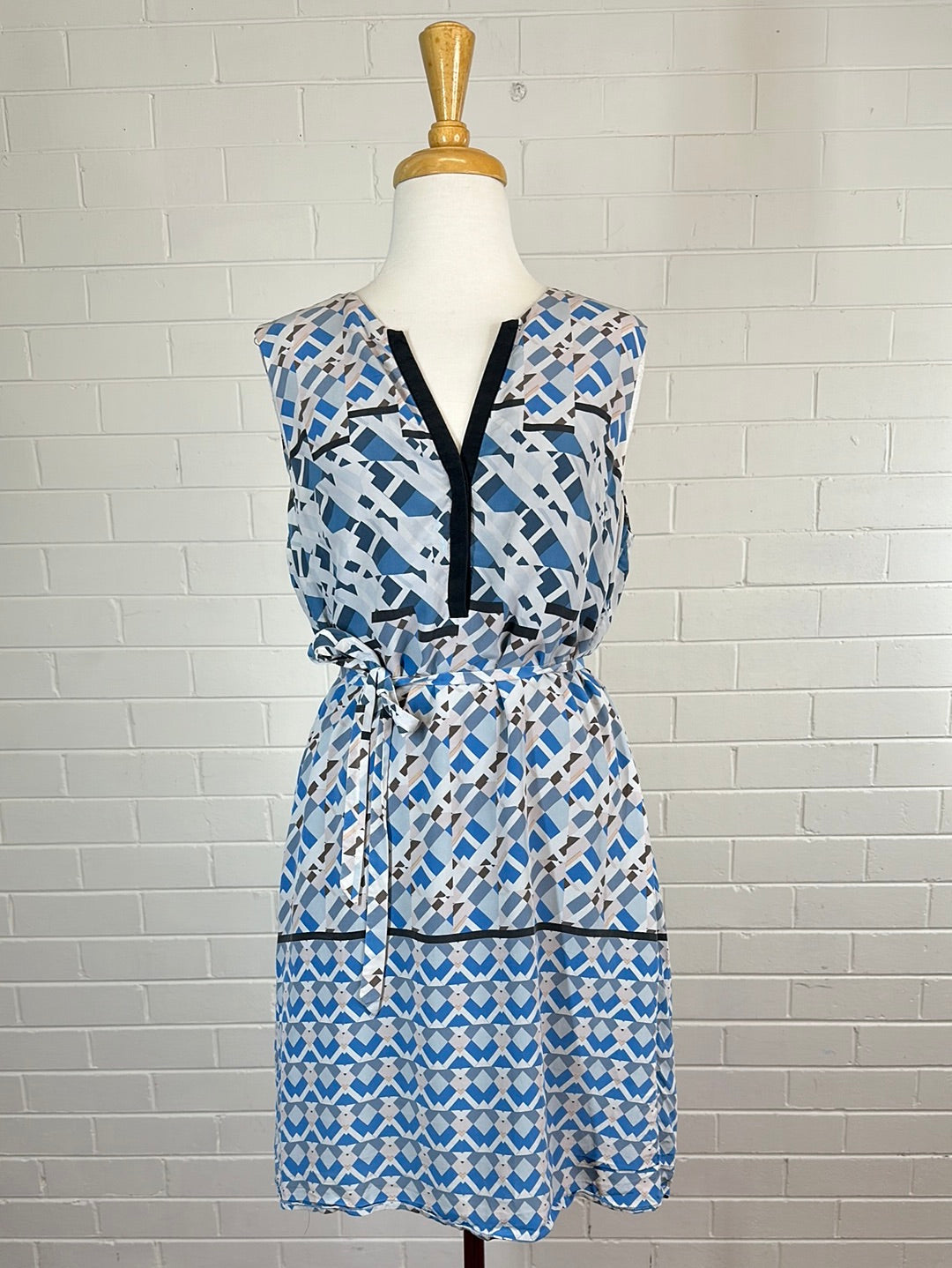 David Lawrence | dress | size 12 | knee length | 100% silk