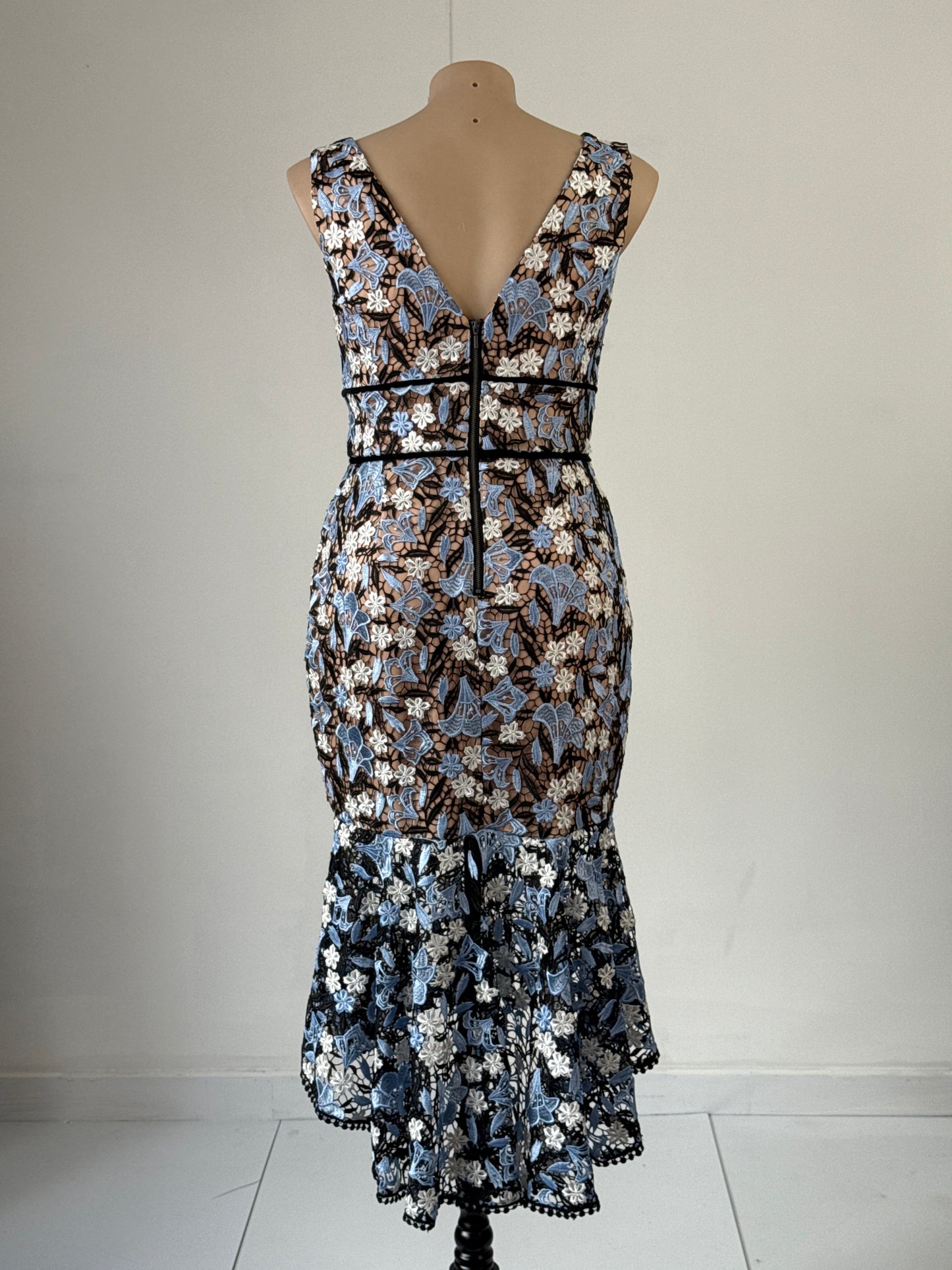 Love Honor | gown | size 16 | maxi length