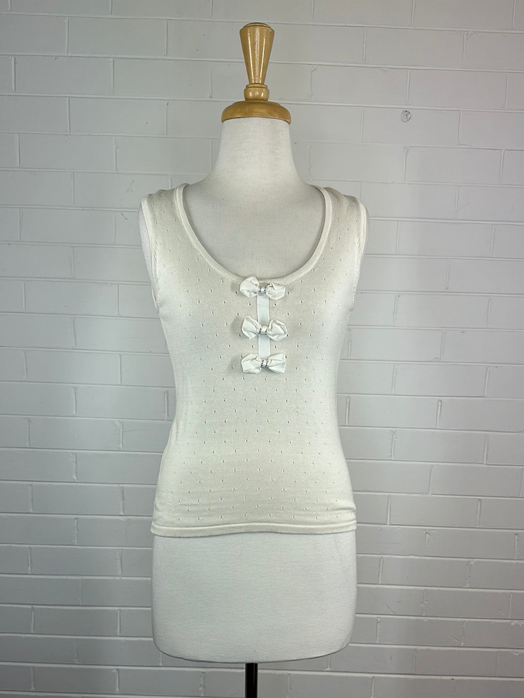 Alannah Hill | top | size 8 | sleeveless