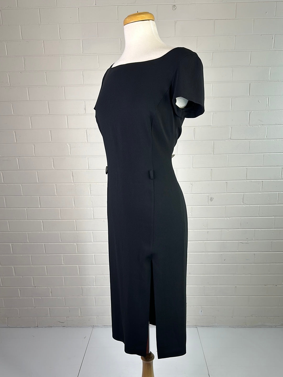 Max Mara | Italy | dress | size 8 | knee length | made in Italy