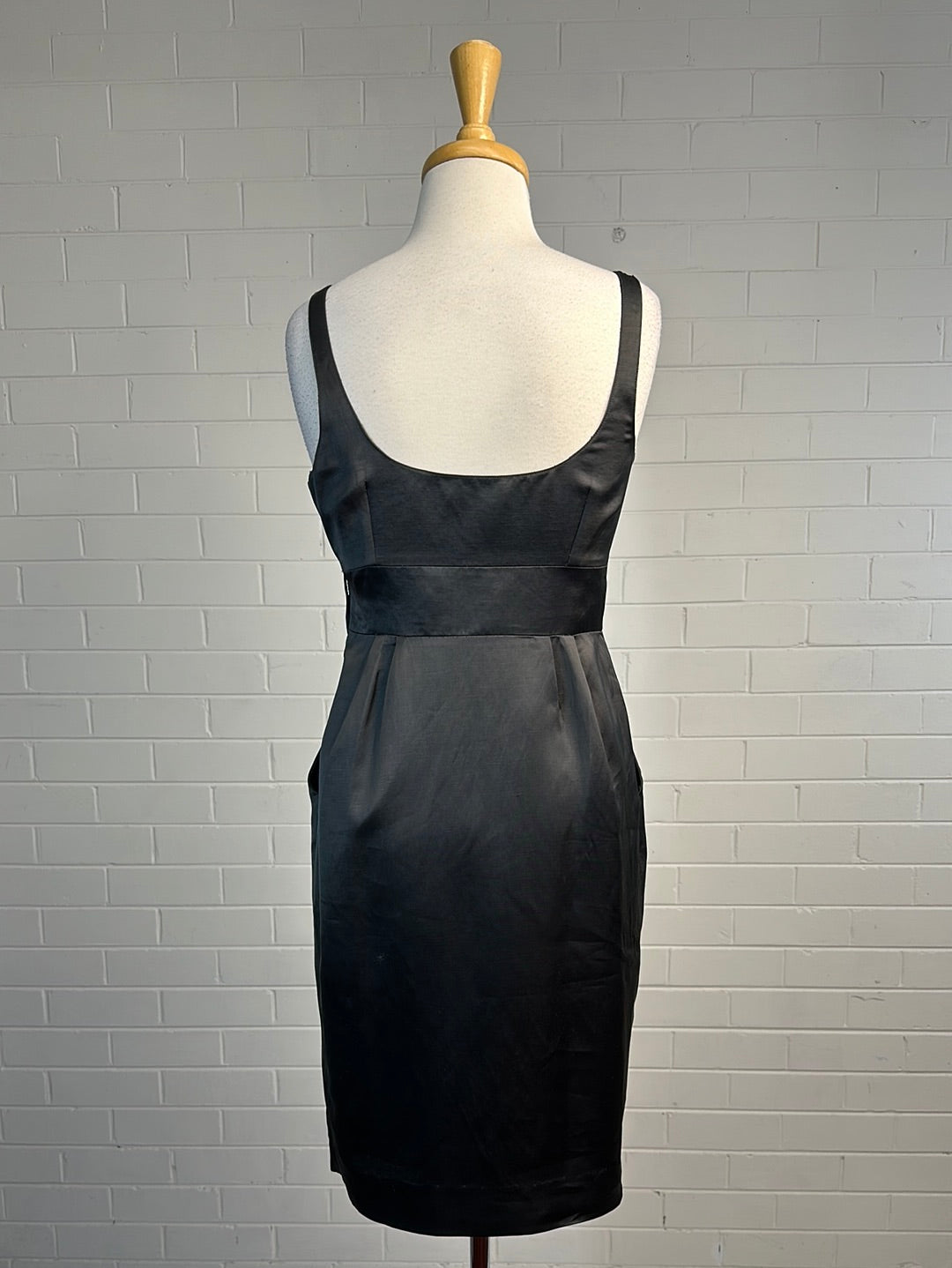 Scanlan Theodore | dress | size 8 | knee length | made in Australia