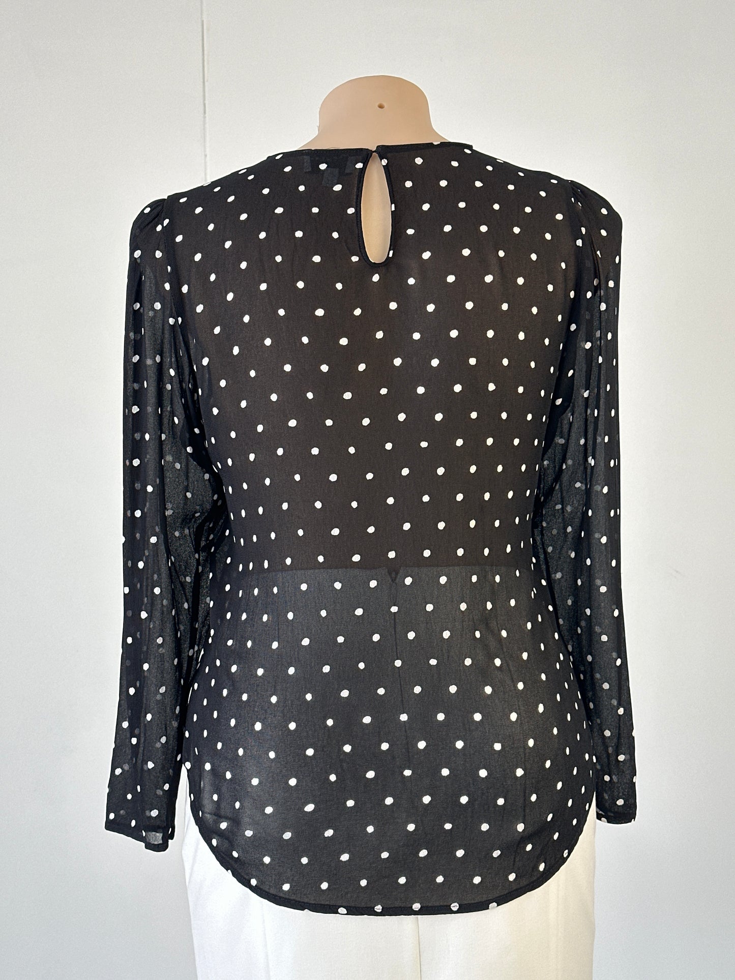 Witchery | top | size 16 | long sleeve