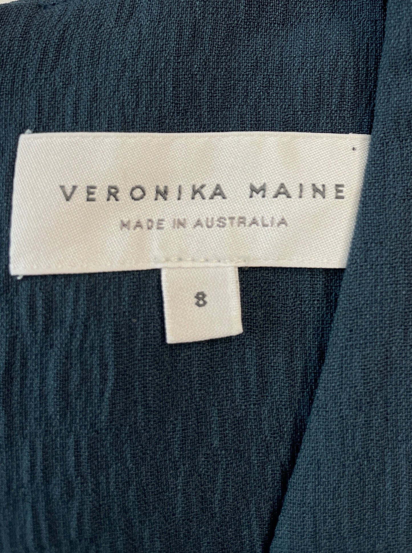 Veronika Maine | dress | size 8 | midi length | made in Australia 🇦🇺