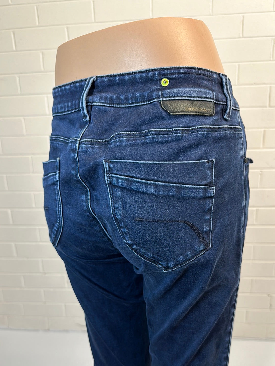 DKNY Jeans | New York | jeans | size 10 | skinny leg