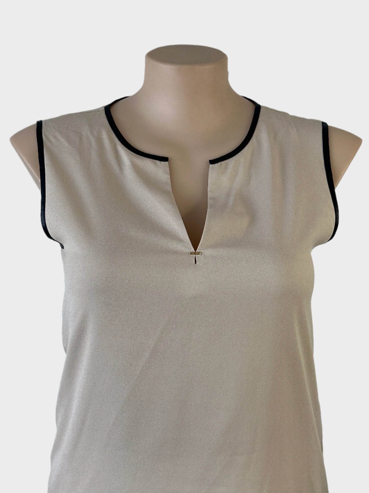 Calvin Klein | US | top | size 14 | sleeveless