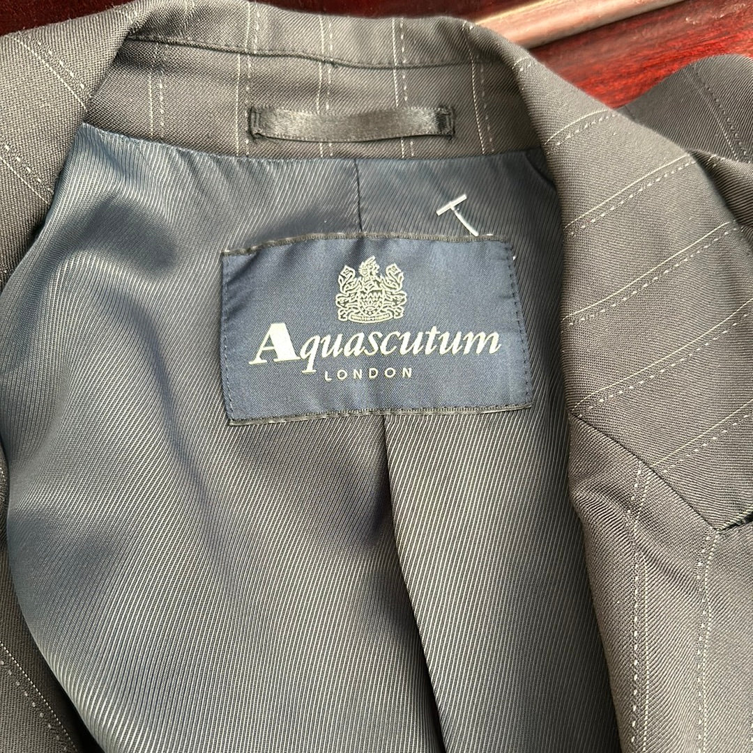 Aquascutum | London | jacket | size 12 | single breasted | 100% wool