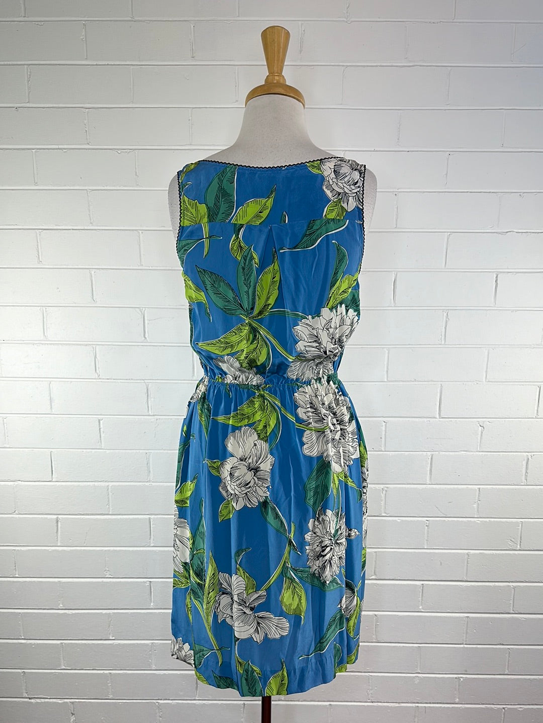 Moulinette Soeurs | Paris | dress | size 8 | knee length | 100% silk