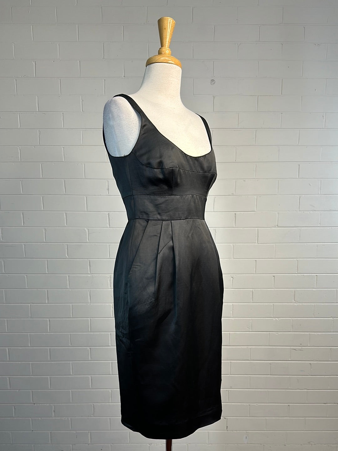 Scanlan Theodore | dress | size 8 | knee length | made in Australia