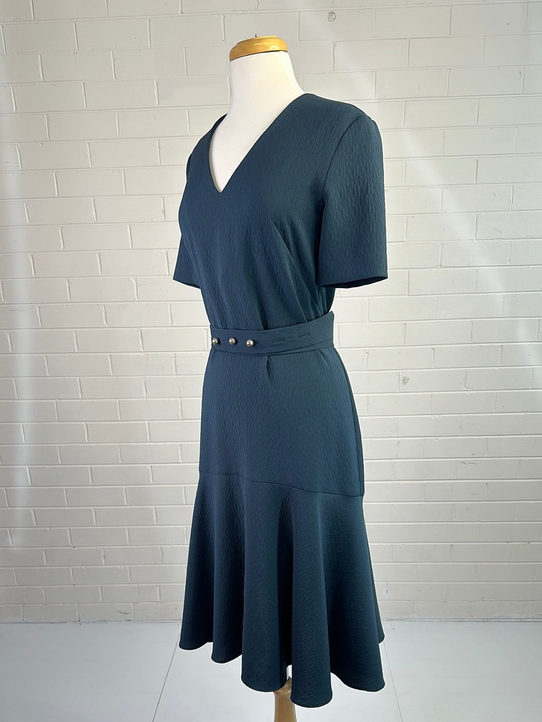 Veronika Maine | dress | size 8 | midi length | made in Australia 🇦🇺