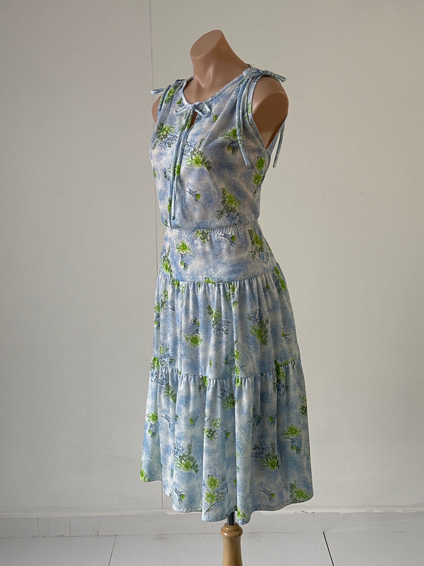 Fleur Jasmine | vintage 70's | dress | size 12 | midi length