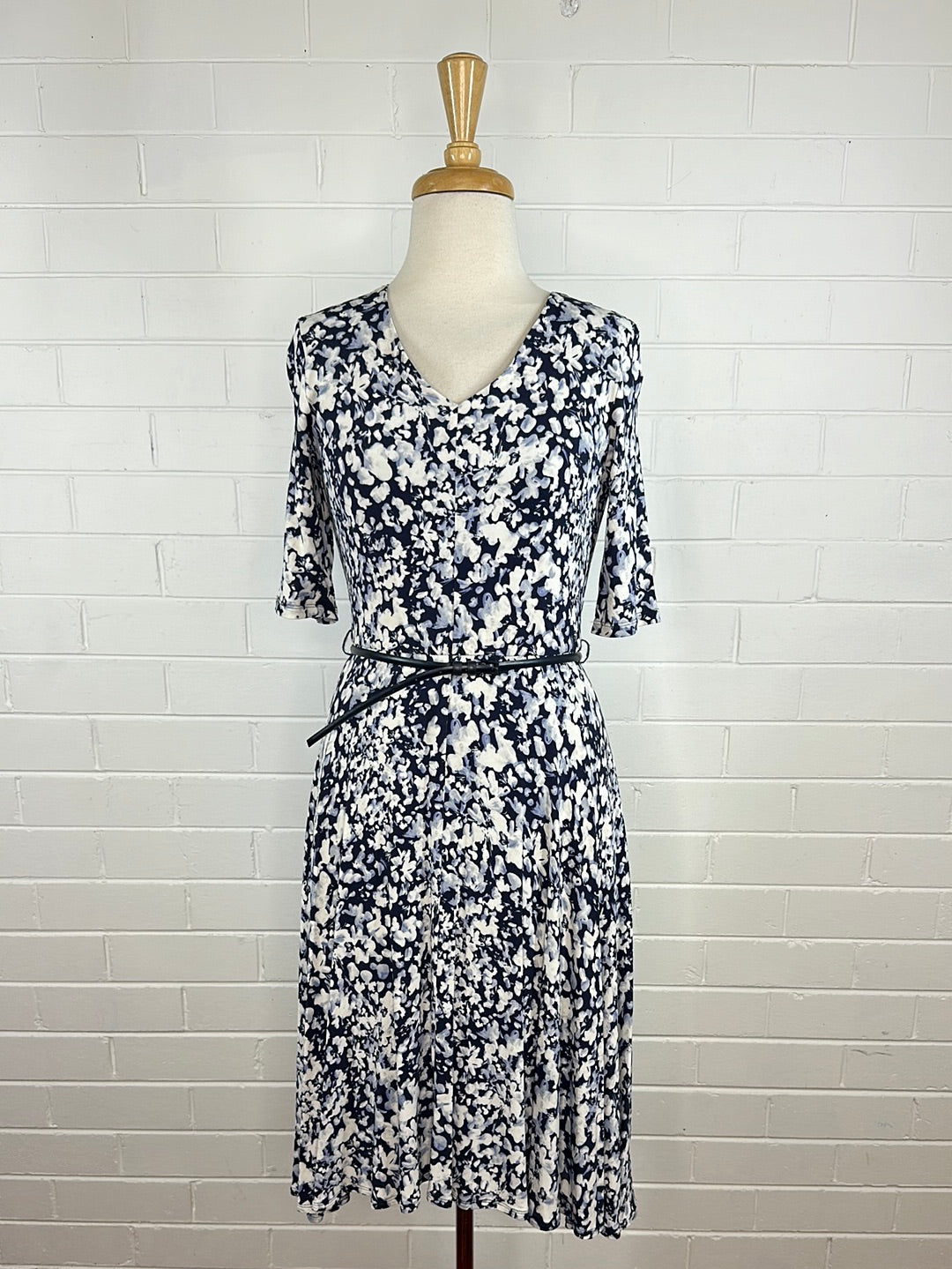 Max Mara | Italy | dress | size 10 | knee length