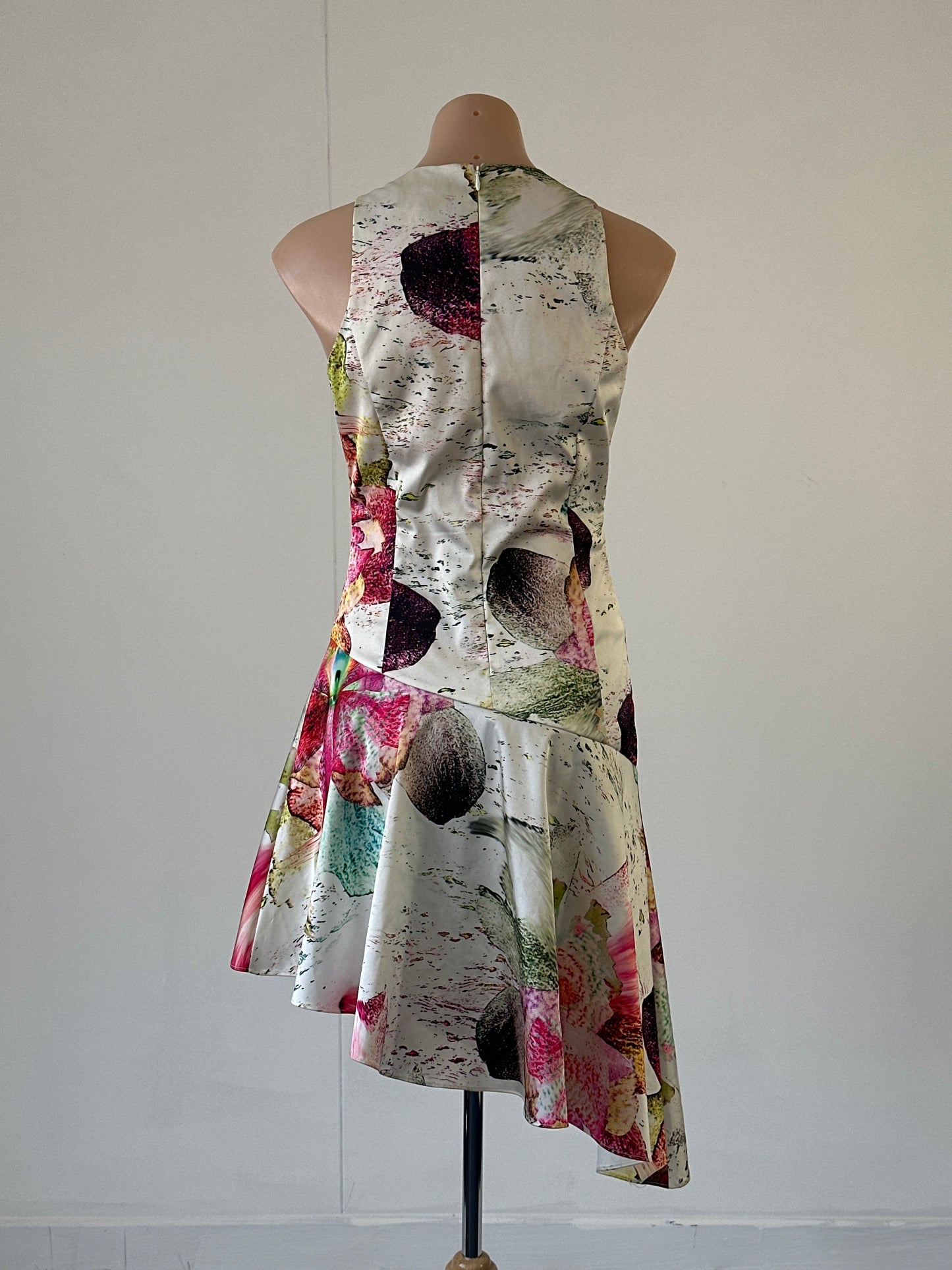 Wayne Cooper | dress | size 8 | knee length