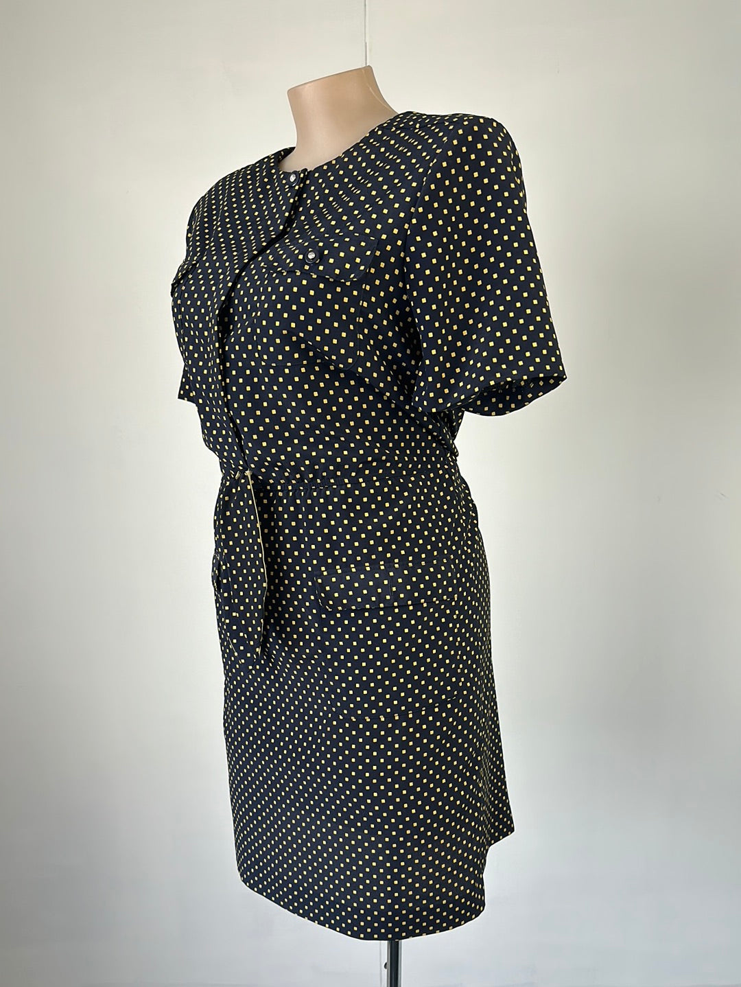 Dolina Australia | vintage 80's | dress | size 14 | knee length