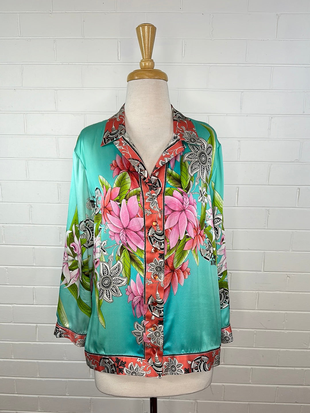 Adrianne WINKELMANN | New Zealand | shirt | size 12 | long sleeve