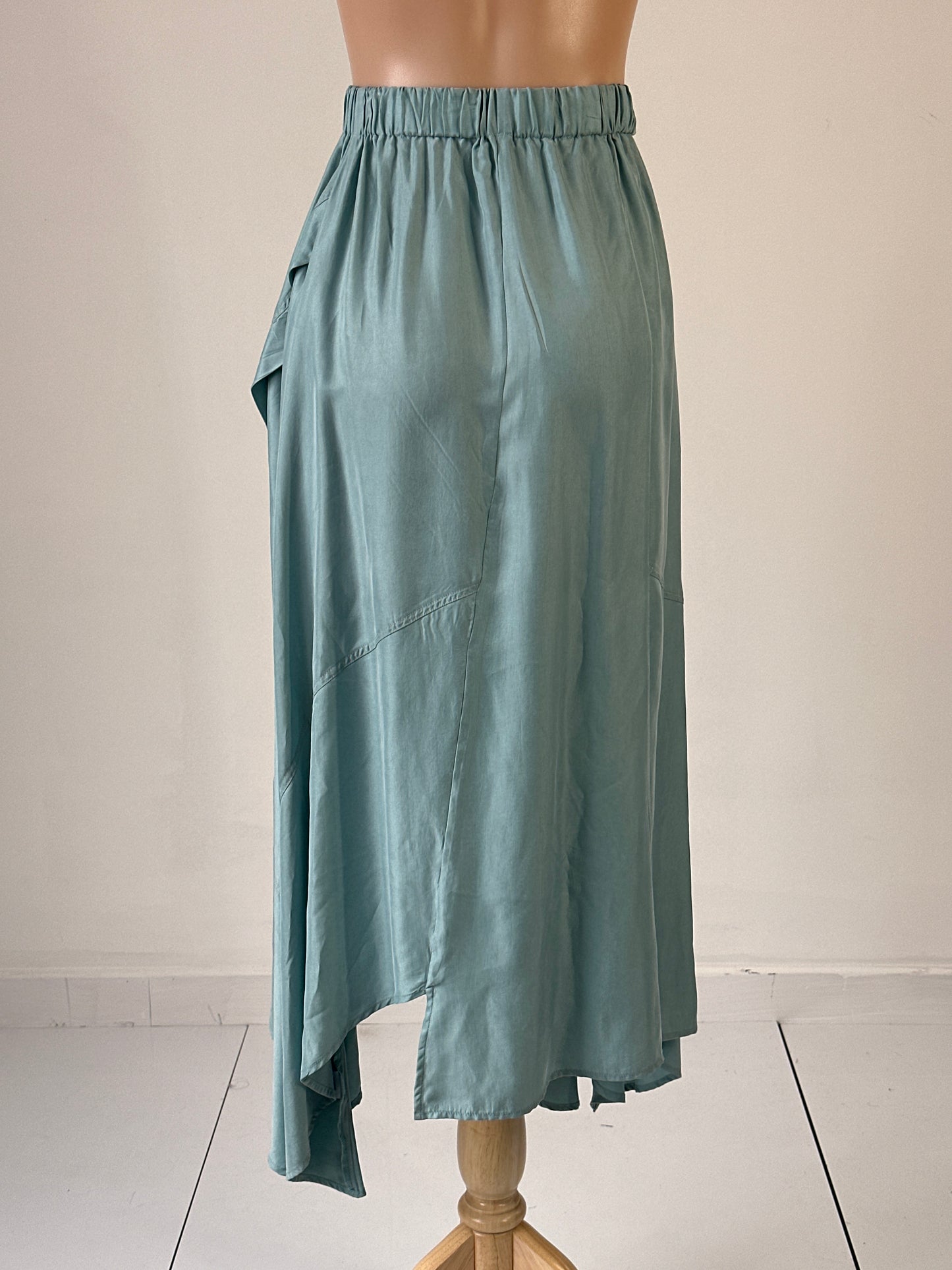 POL | skirt | size 8 | midi length