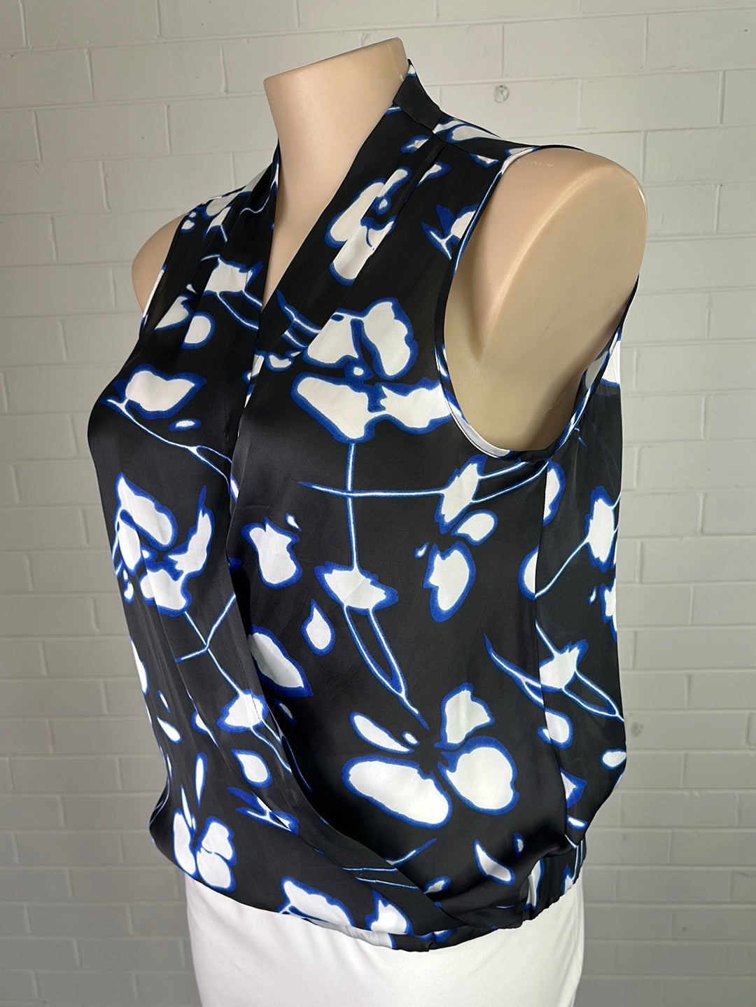 Jane Lamerton | top | size 14 | sleeveless | new with tags