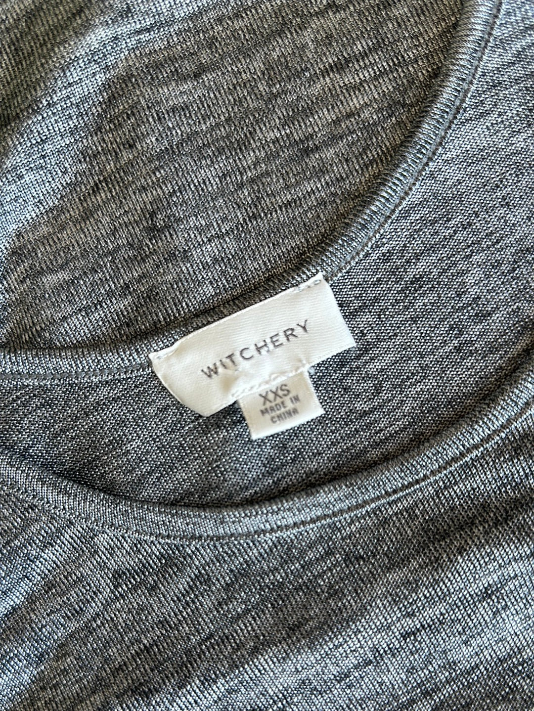 Witchery | top | size 6 | sleeveless