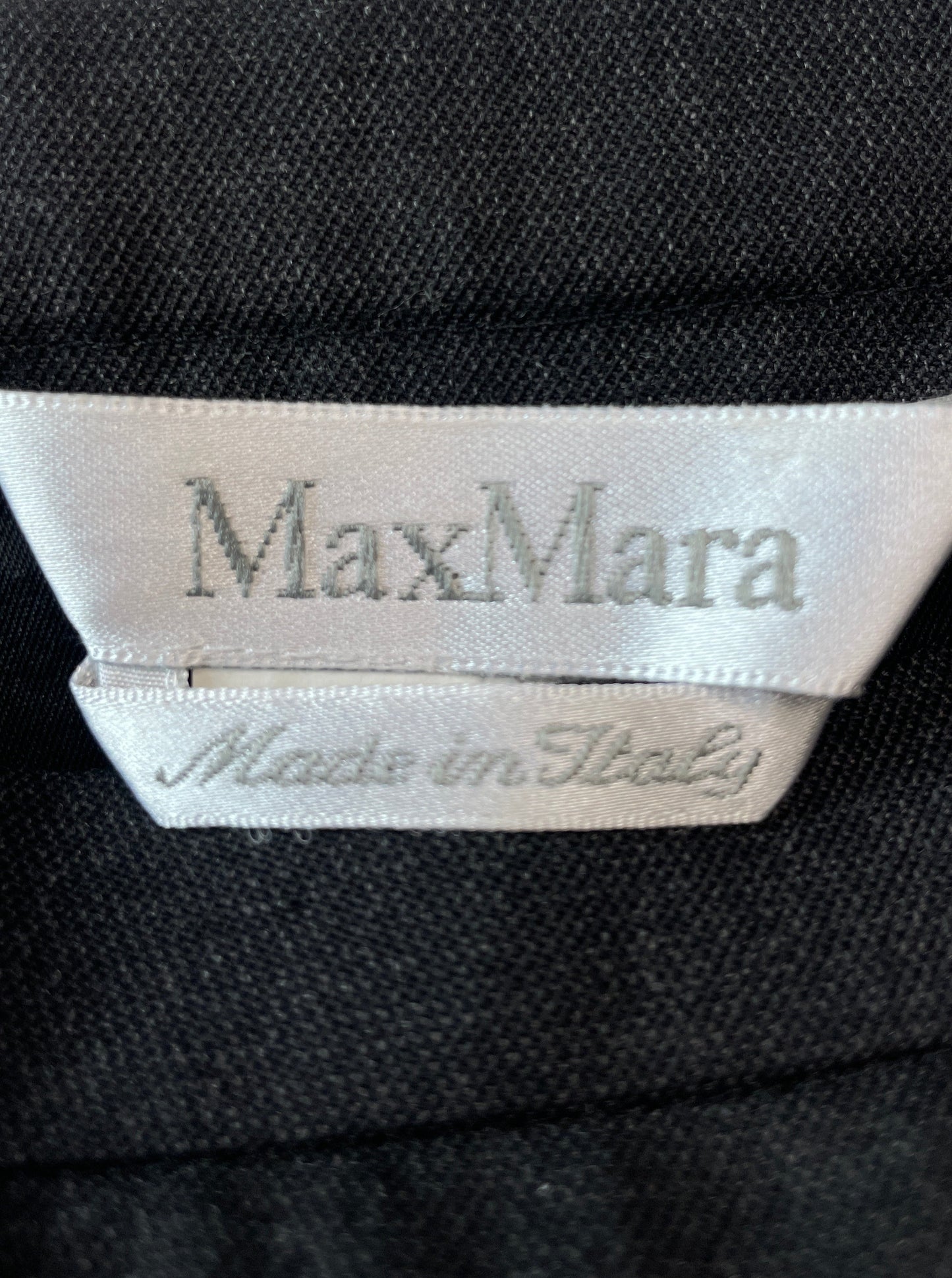 Max Mara | Italy | skirt | size 6 | knee length